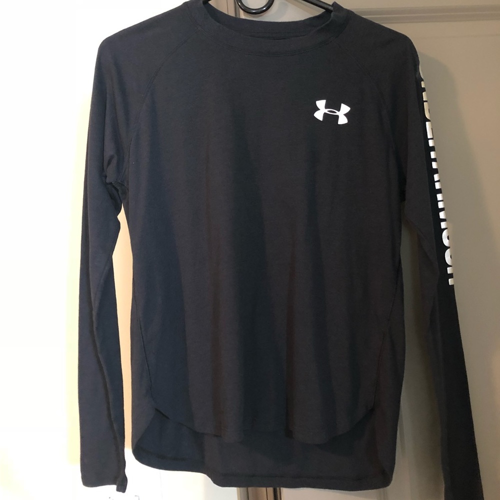Long sleeve under armour never worn